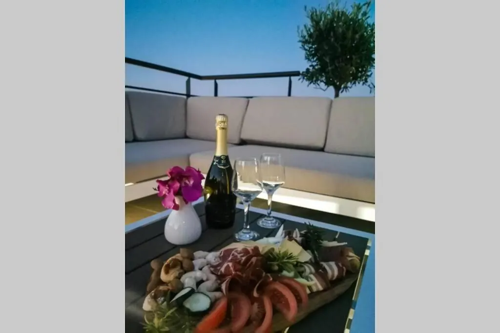 House Diana - Heated Swimming Pool And Jacuzzi Villa Vir