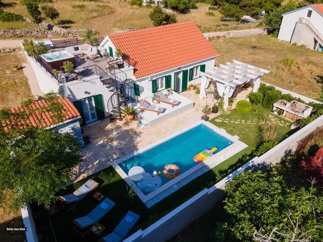 House Diana - Heated Swimming Pool And Jacuzzi Villa Vir