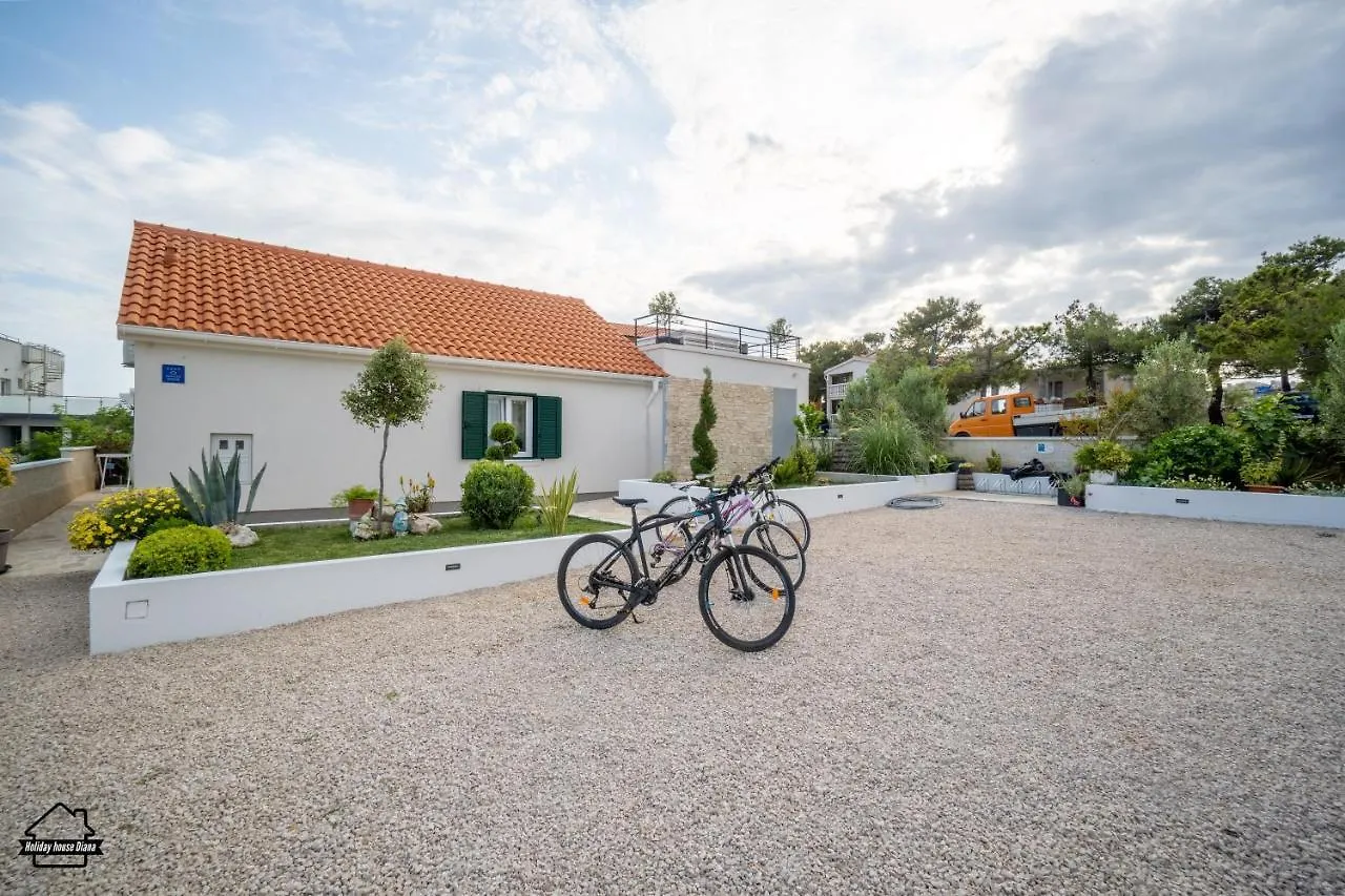 House Diana - Heated Swimming Pool And Jacuzzi Villa Vir