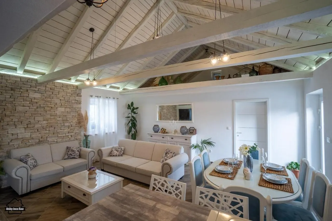 House Diana - Heated Swimming Pool And Jacuzzi Villa Vir Croatia